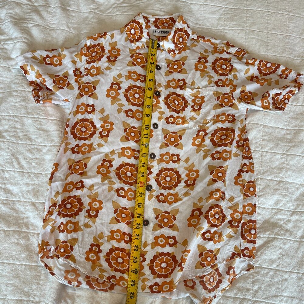 Her Pony Short Sleeve Button Up